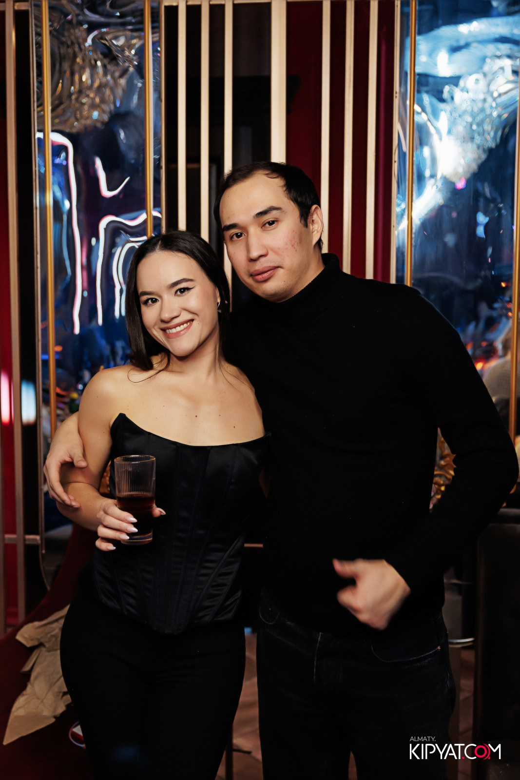 ЗАЯ, НА БИС. КИПЯТКОМ АЛМАТЫ!