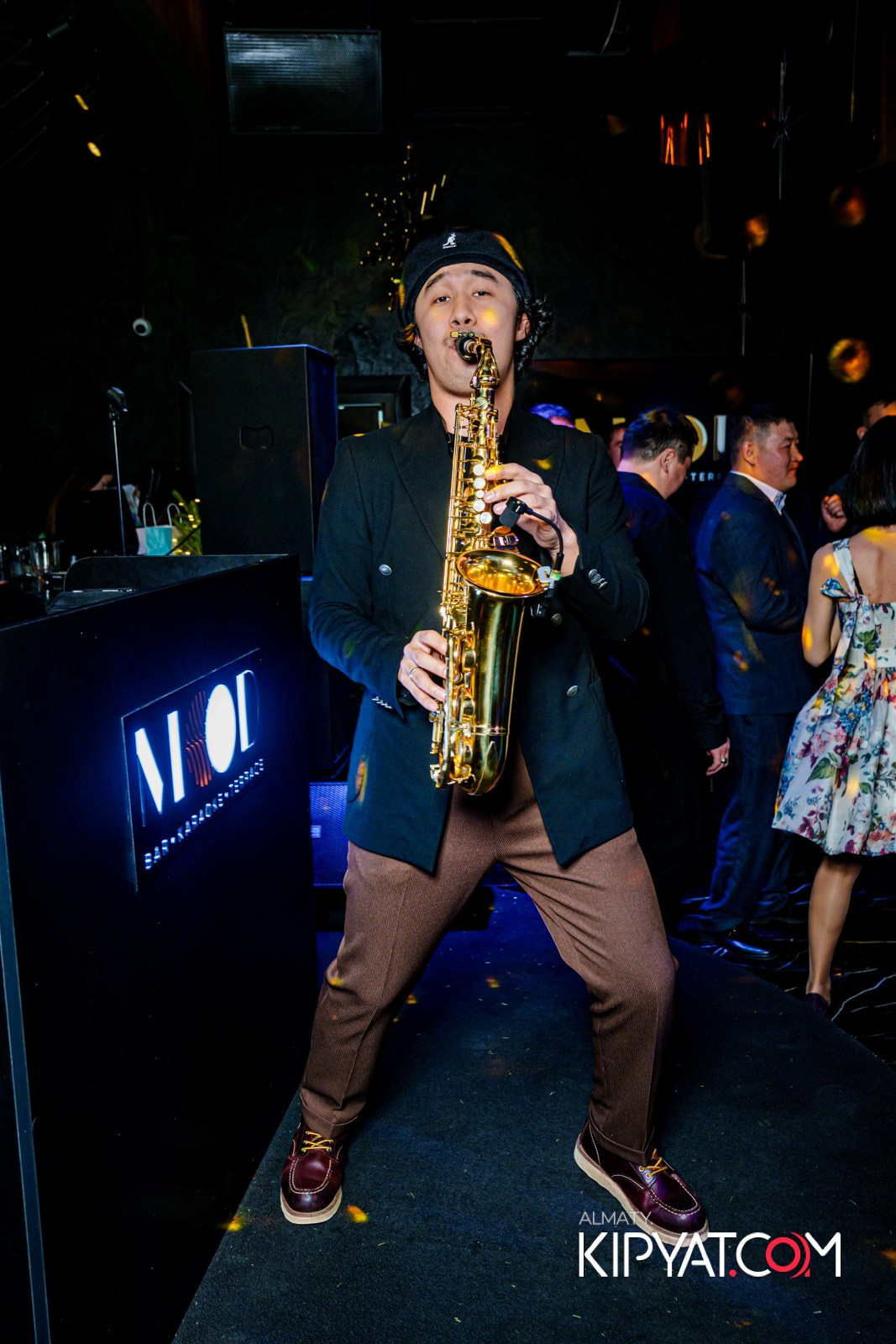 MOOD KARAOKE & TERRACE. КИПЯТКОМ АЛМАТЫ!