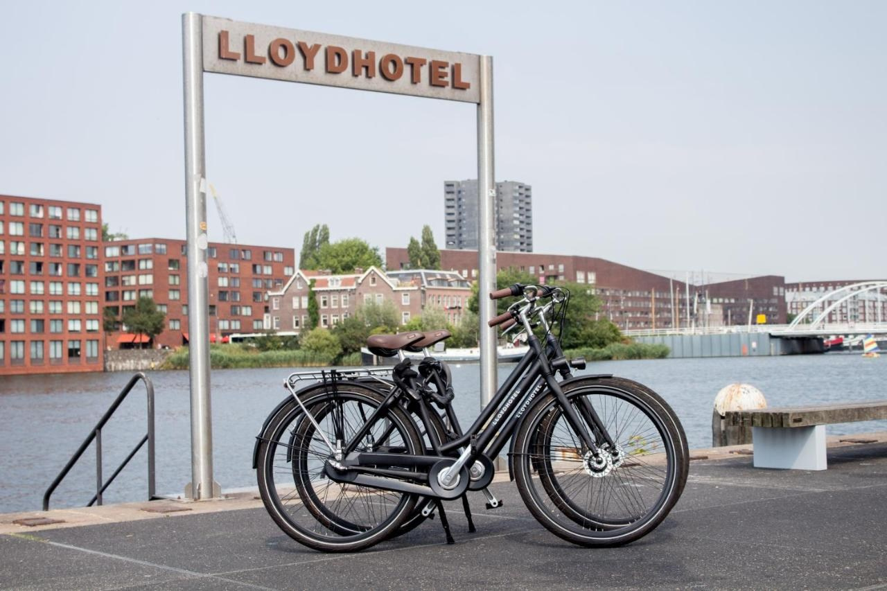 Lloyd (Амстердам). Фотограф для маркетплейсов Михаил Бове