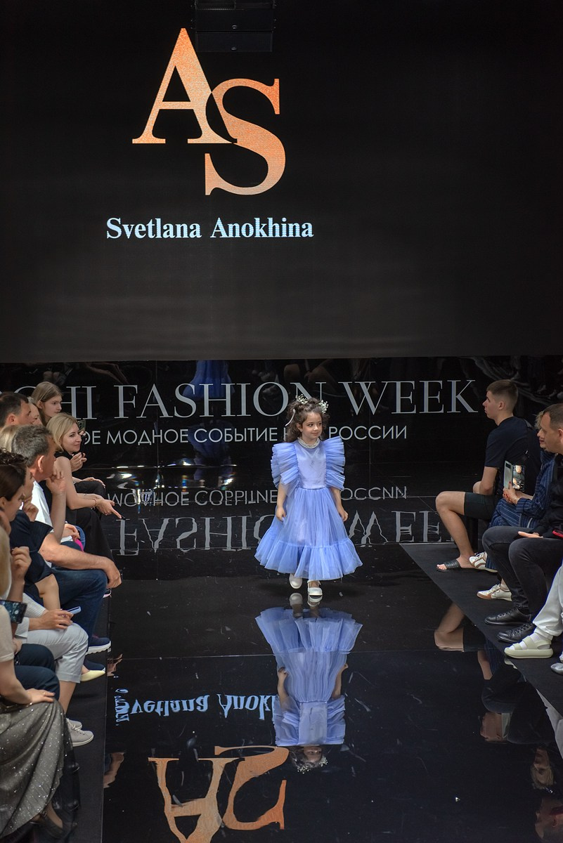 SochiFashionWeek2024 дизайнер Анохина. Семейный и коммерческий фотограф в Сочи Александр Бодунов