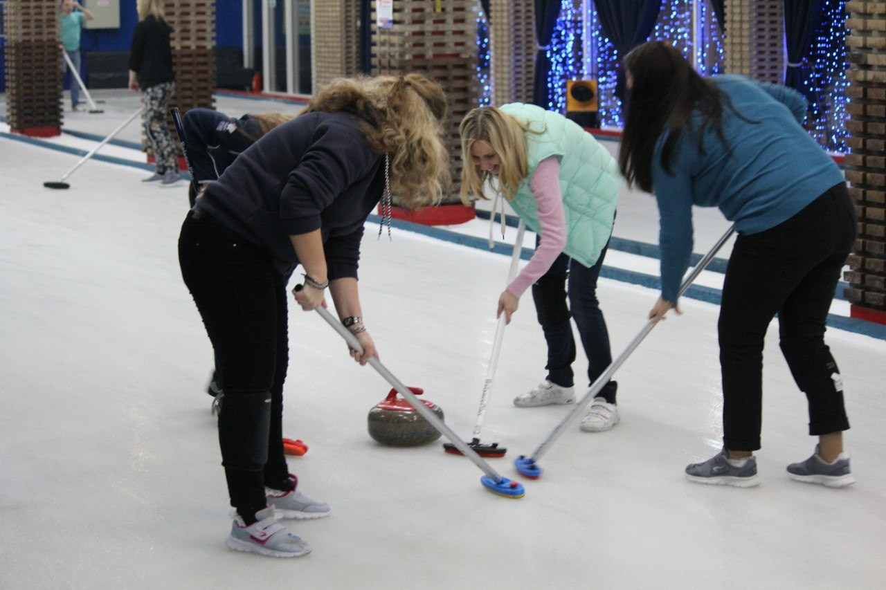 Кёрлинг | 10.04.2016. Галерея Фантим