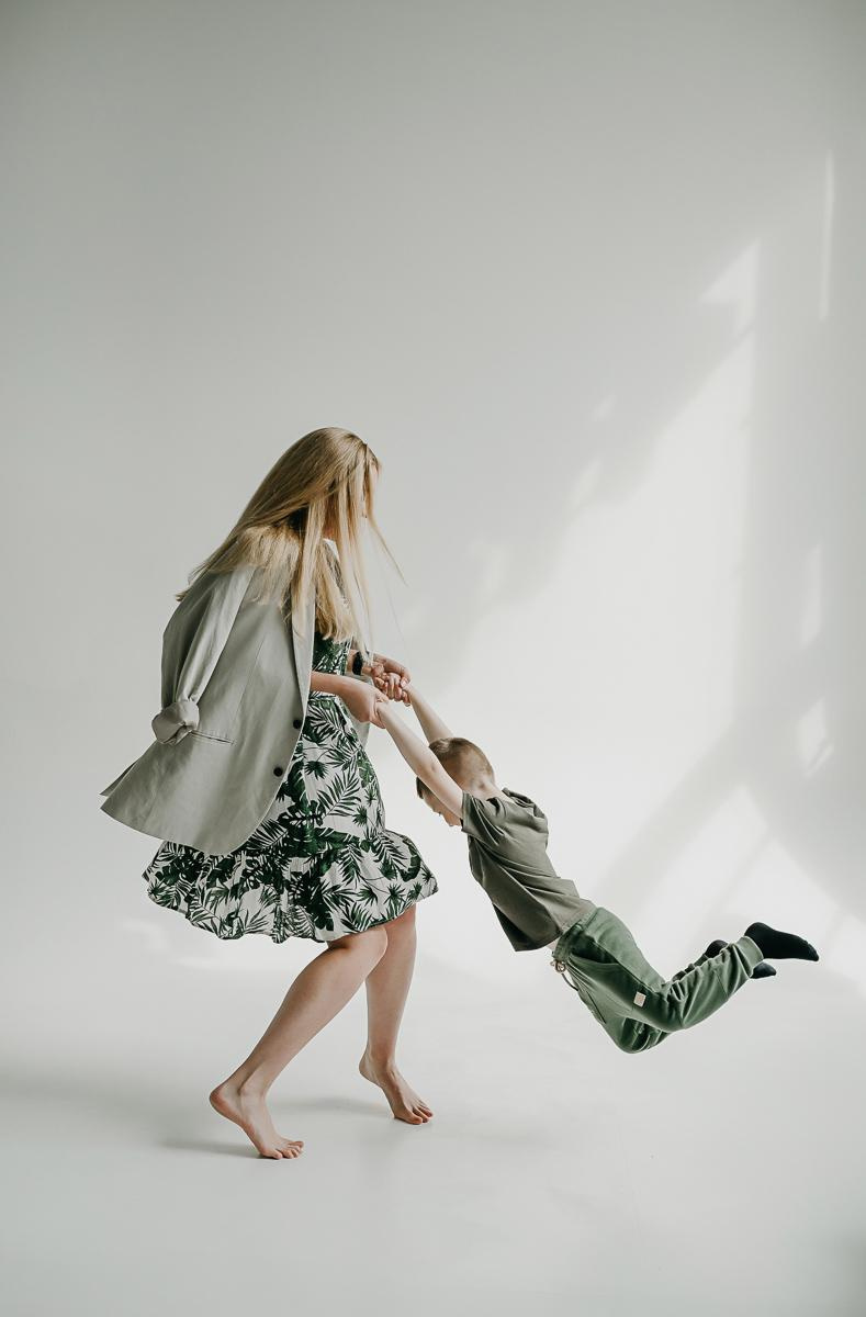 Даня и семья. Семейный фотограф в Сургуте