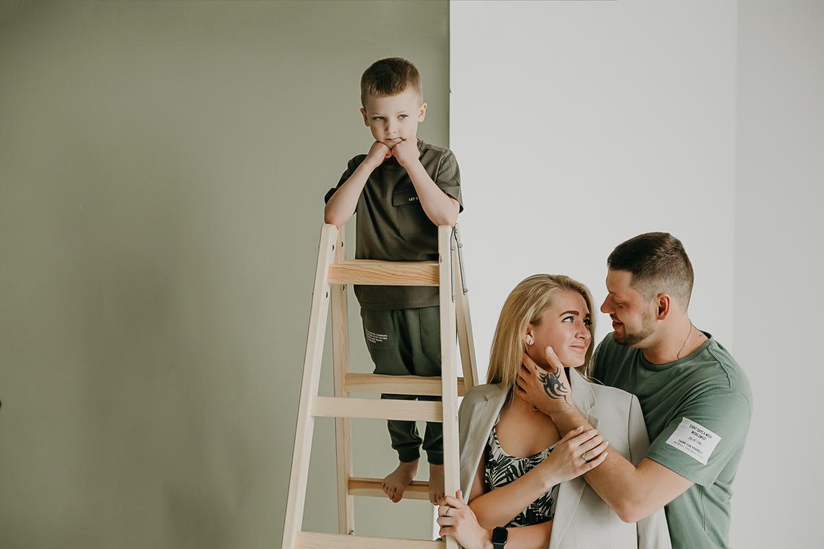 Даня и семья. Семейный фотограф в Сургуте