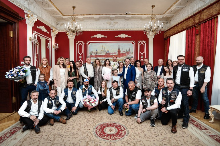 Свадьба байкеров в ресторане «Дворянское гнездо». Kirillova Studio — мастерская декора и событий Юли Кирилловой