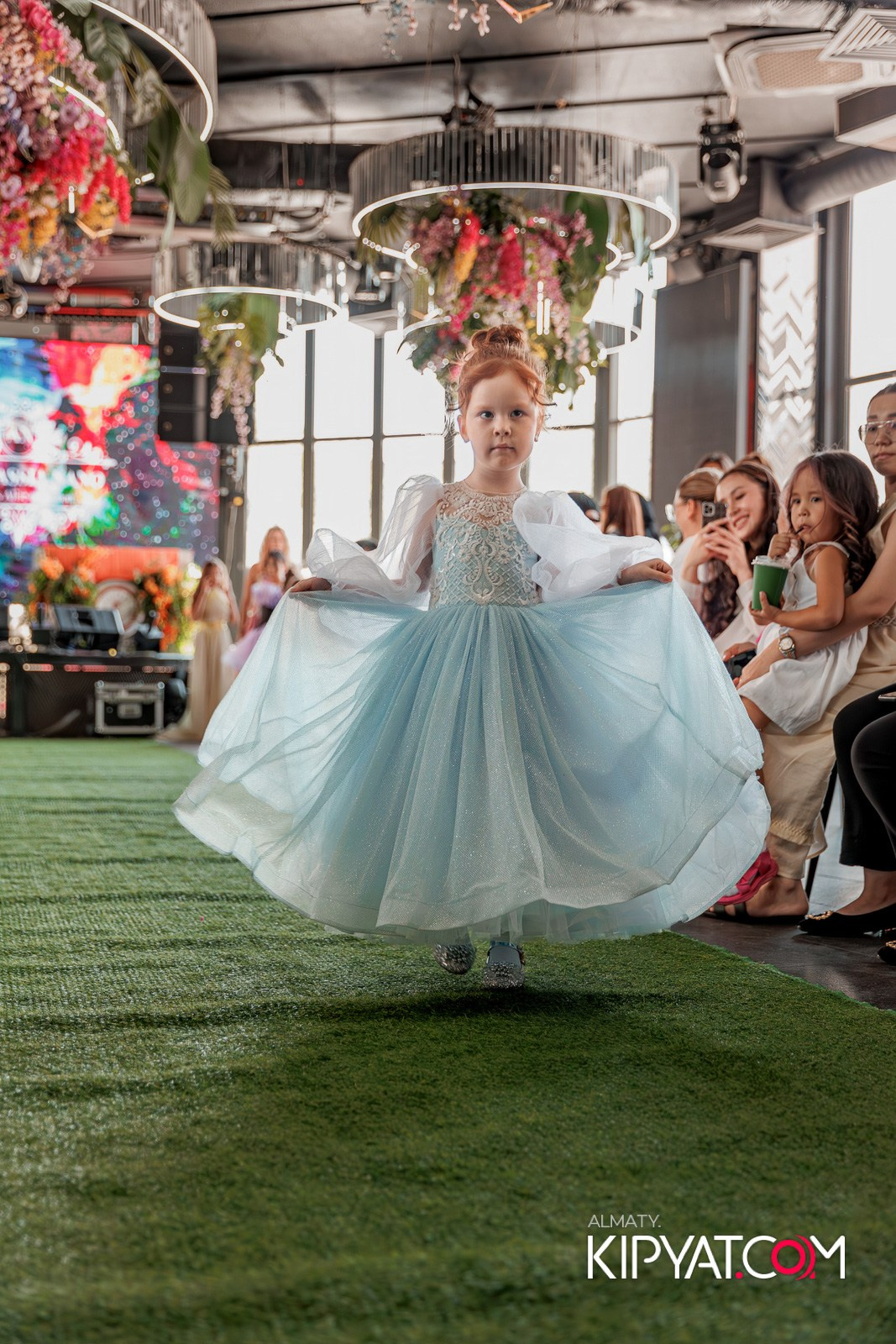PROM KIDS FASHION SHOW. КИПЯТКОМ АЛМАТЫ!