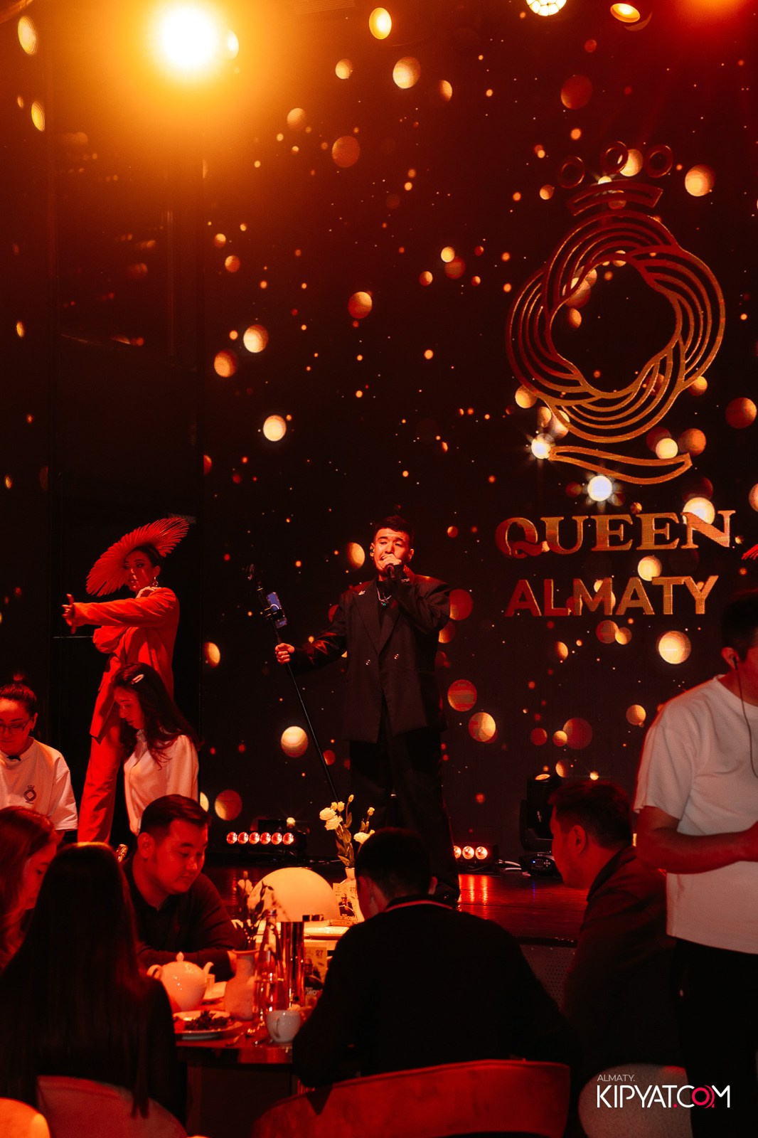QUEEN. КИПЯТКОМ АЛМАТЫ!