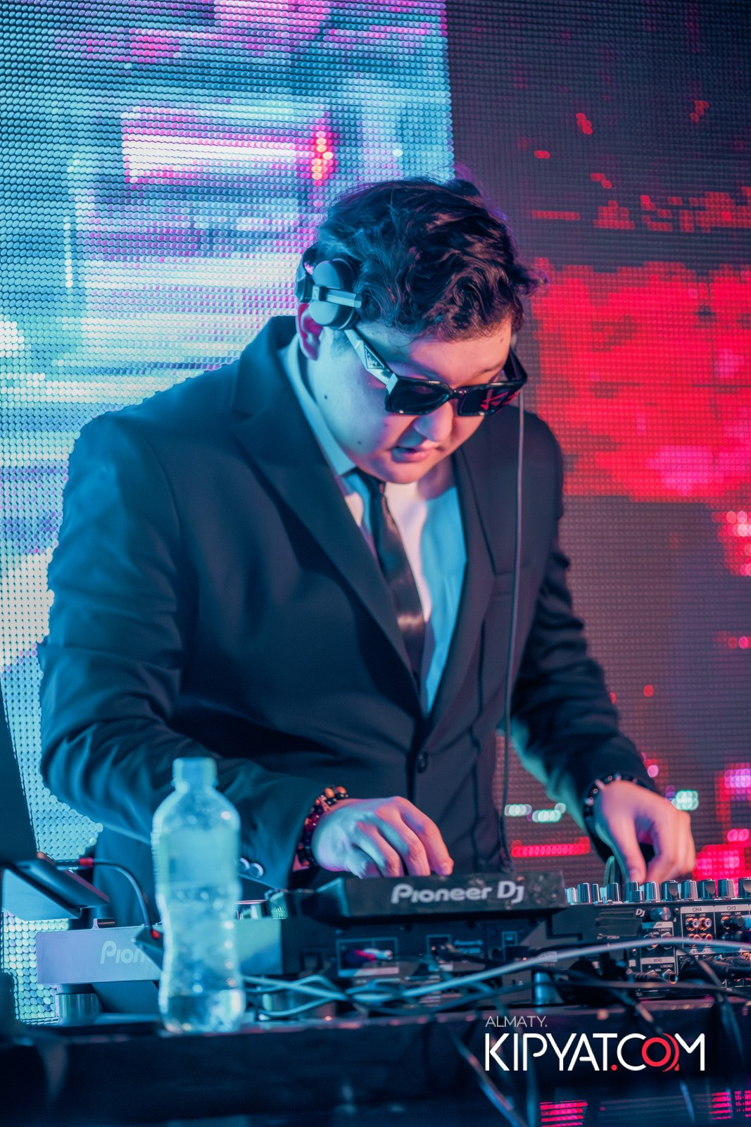 BHB. КИПЯТКОМ АЛМАТЫ!