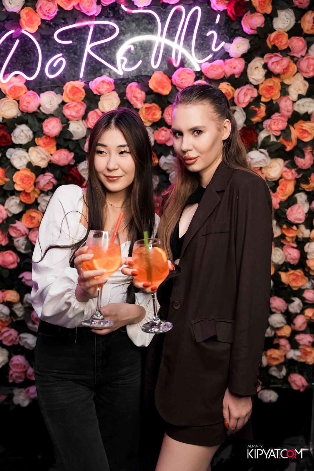 КАРАОКЕ DO RE MI. КИПЯТКОМ АЛМАТЫ!