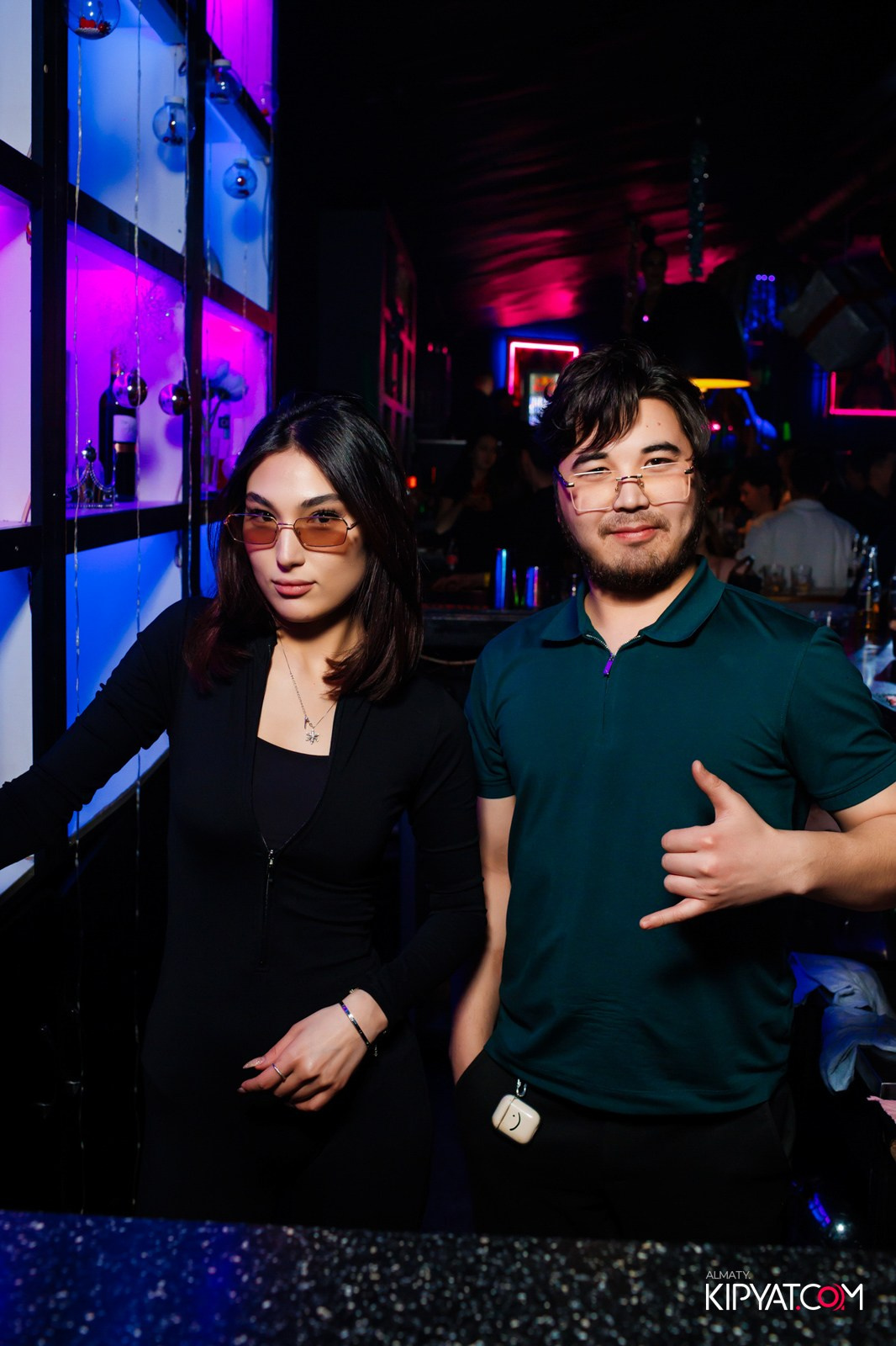 UYAT EMES BAR. КИПЯТКОМ АЛМАТЫ!