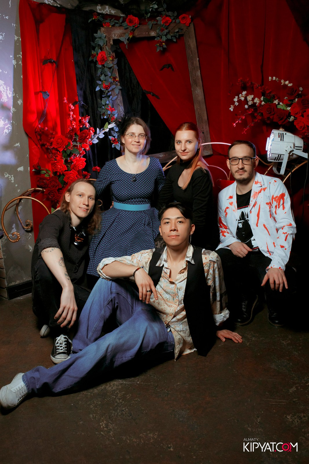 БАЛ НЕЧИСТИ В HIT RETRO. КИПЯТКОМ АЛМАТЫ!