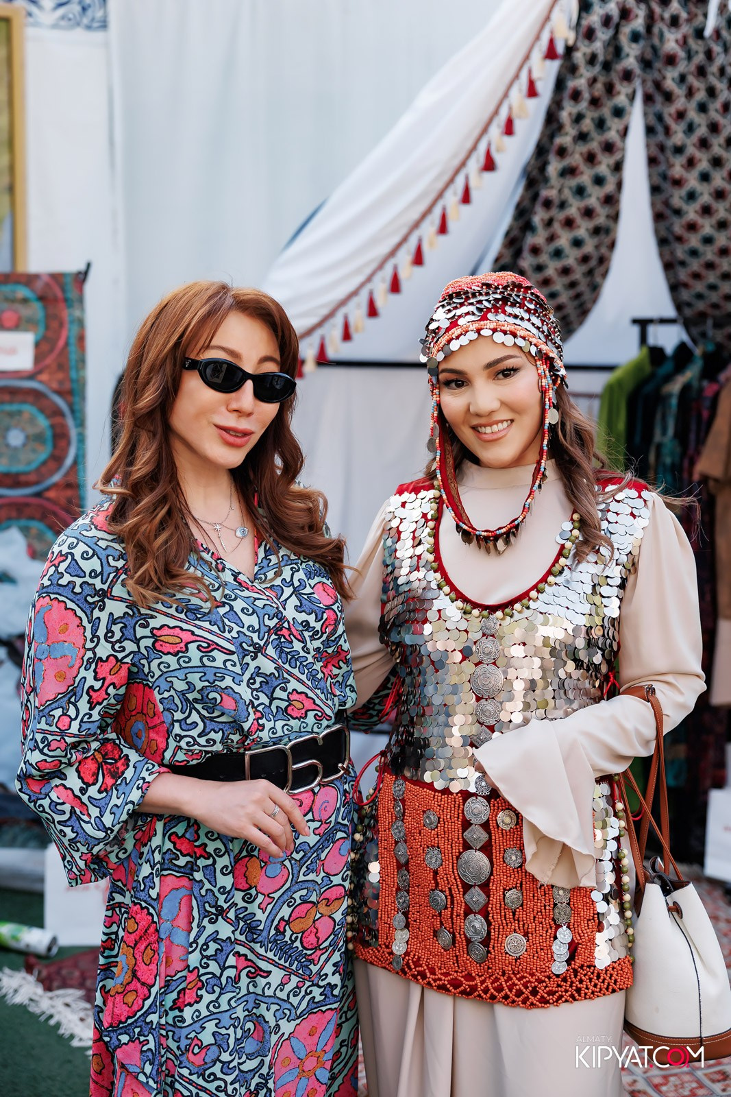 KANG REN TANG. КИПЯТКОМ АЛМАТЫ!