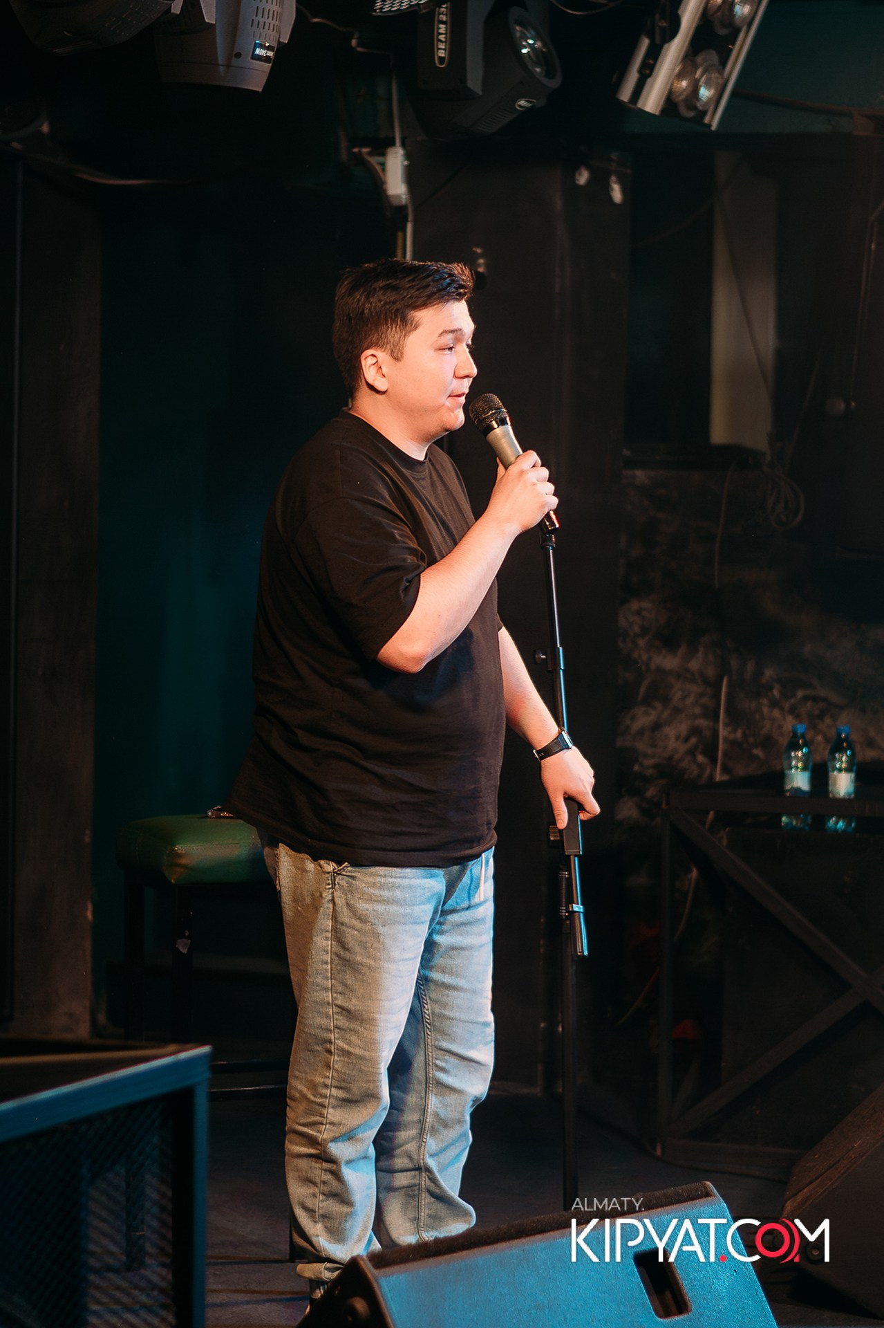 СОЛЬНЫЙ STAND UP КОНЦЕРТ АЛЕКСАНДРА МЕРКУЛЯ. КИПЯТКОМ АЛМАТЫ!