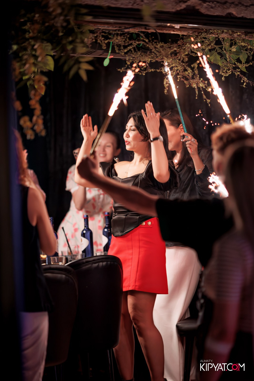 СУББОТА В MUNCHEN PUB. КИПЯТКОМ АЛМАТЫ!