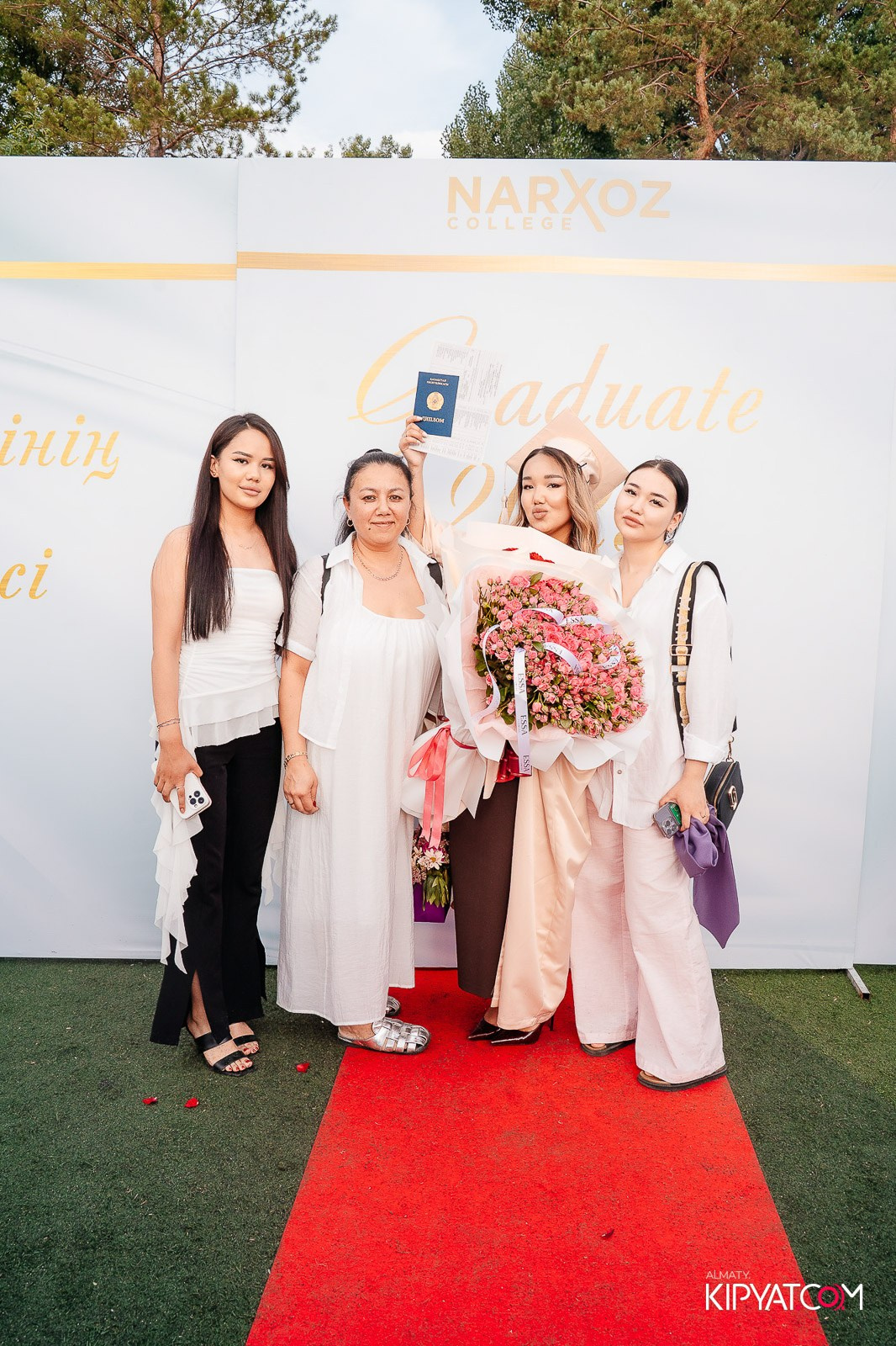 ВРУЧЕНИЕ ДИПЛОМОВ — НАРХОЗ КОЛЛЕДЖ. Part 1. КИПЯТКОМ АЛМАТЫ!