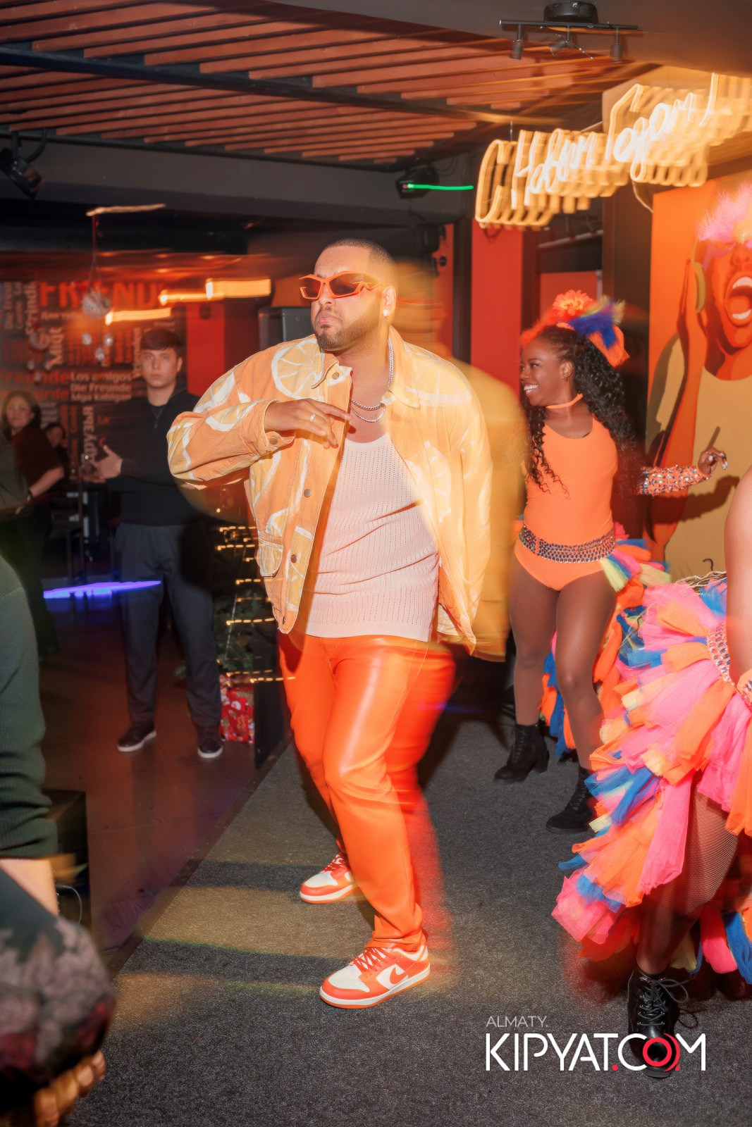 ШАШЛЫКОФФ. КИПЯТКОМ АЛМАТЫ!