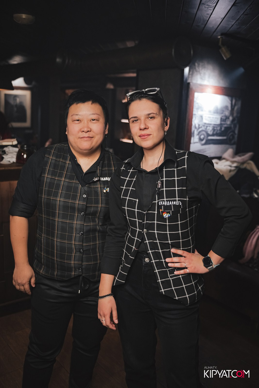 РЕСТО-БАР СКАНДАЛИСТЪ. КИПЯТКОМ АЛМАТЫ!