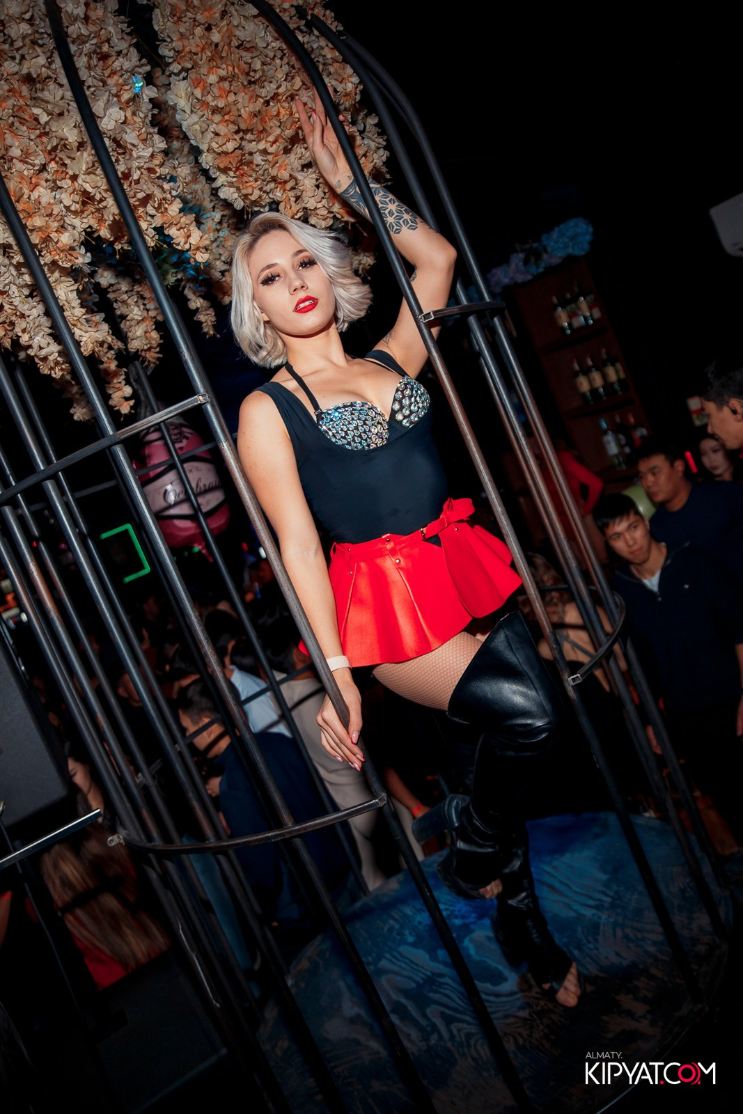 UYAT EMES BAR. КИПЯТКОМ АЛМАТЫ! Фотосъемка мероприятий в Алматы