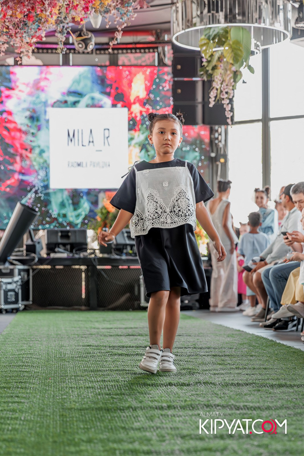 PROM KIDS FASHION SHOW. КИПЯТКОМ АЛМАТЫ!