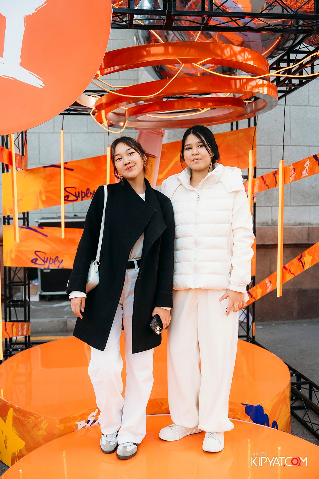 КОНЦЕРТ МИРАСА ЖУГУНУСОВА НА ЦЕНТРАЛЬНОМ СТАДИОНЕ. КИПЯТКОМ АЛМАТЫ!