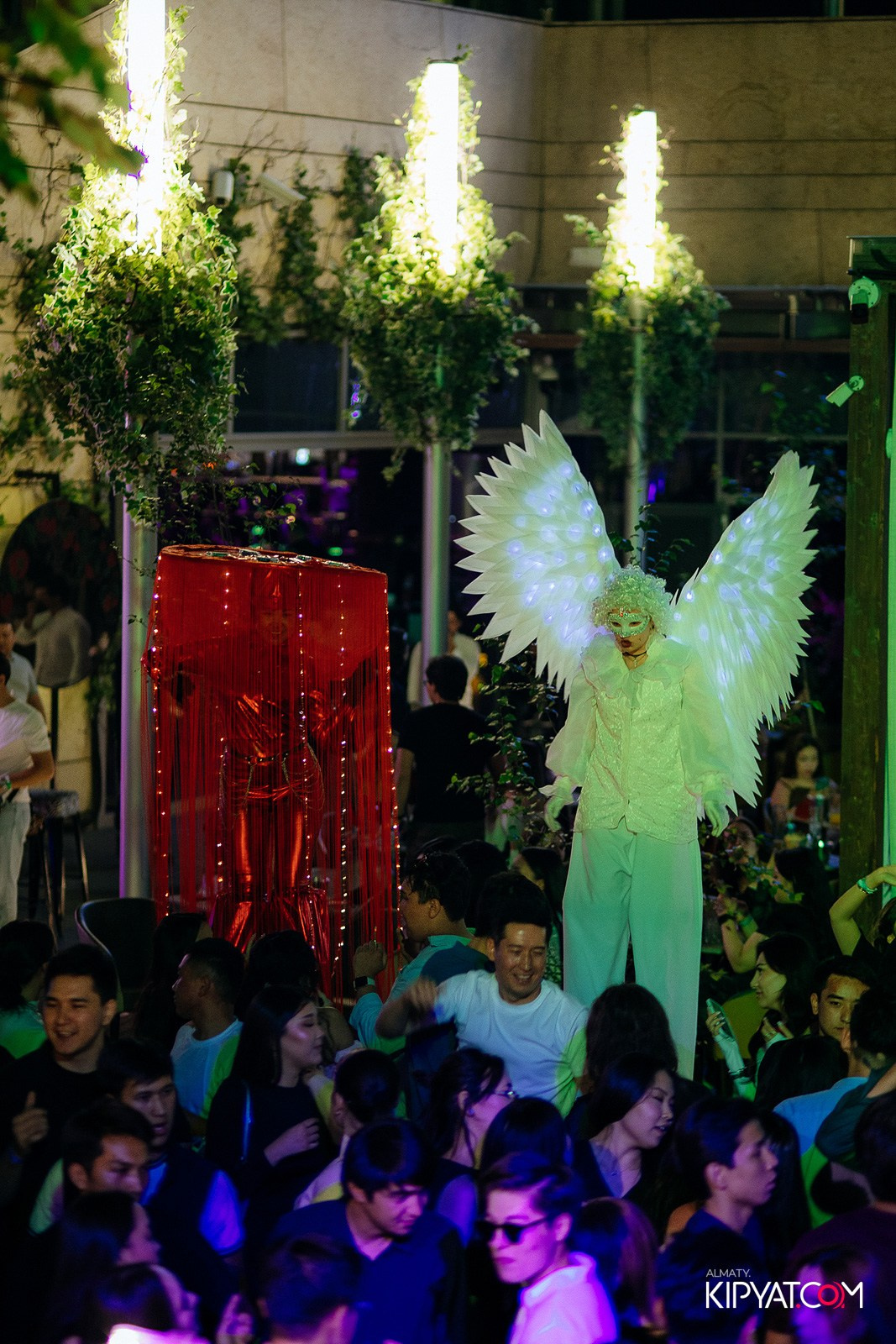 EVENT BAR. КИПЯТКОМ АЛМАТЫ!