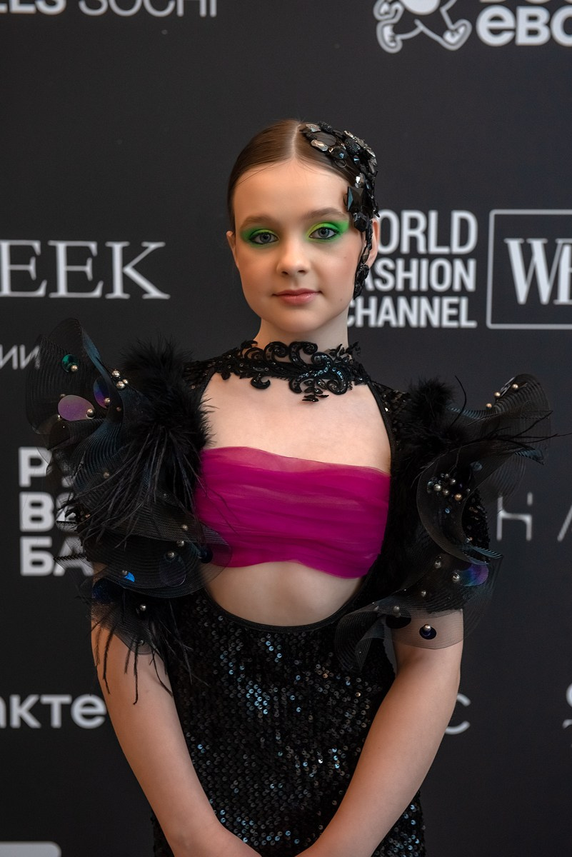 SochiFashionWeek2024 дизайнер Кибовская. Семейный и коммерческий фотограф в Сочи Александр Бодунов