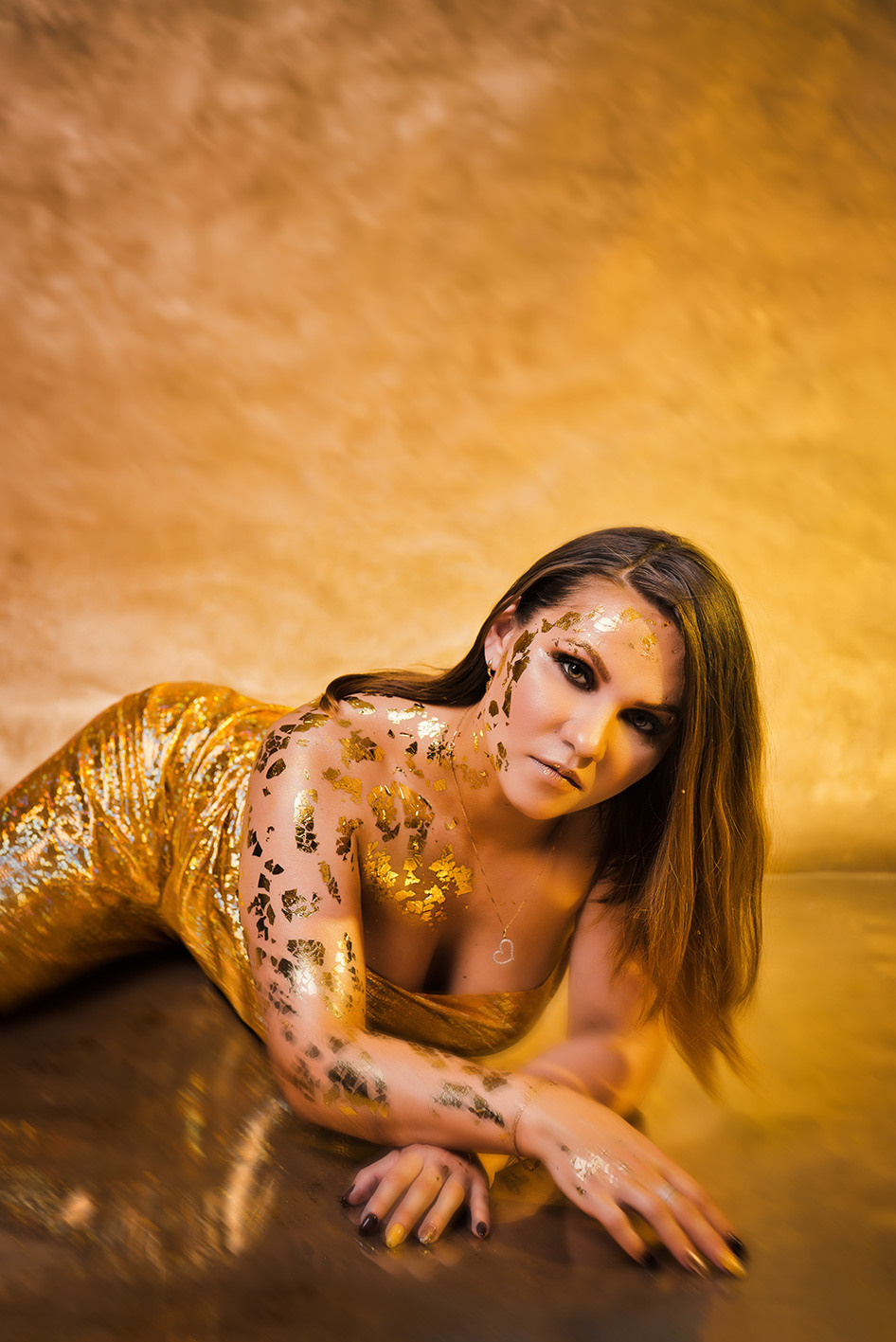 В золоте. Фотограф в Нефтеюганске Мила Аксёнкина