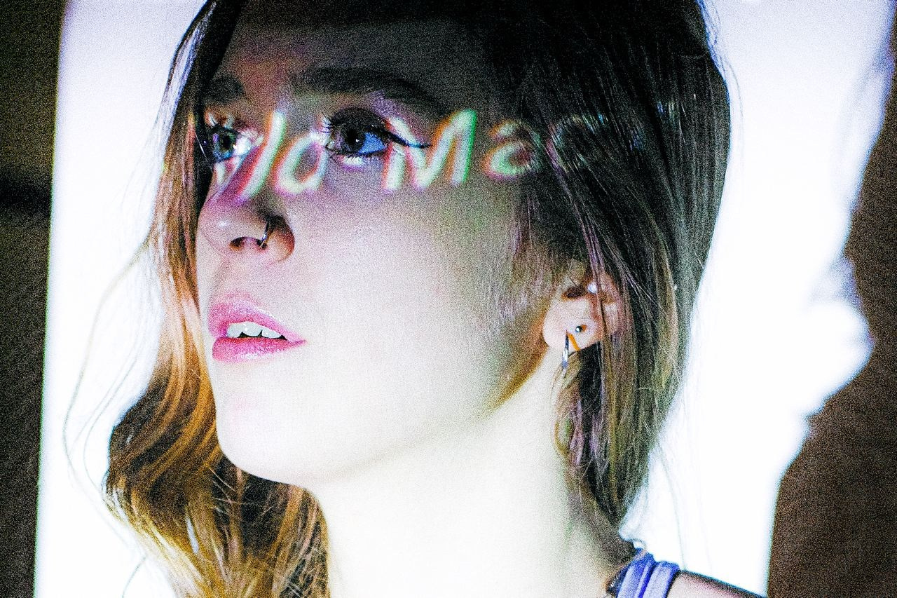 Spaceship V. Софа Катастрофа, Одичание. фотохудожница, креативный продюсер, автор. Nude, eros, портретный фотограф