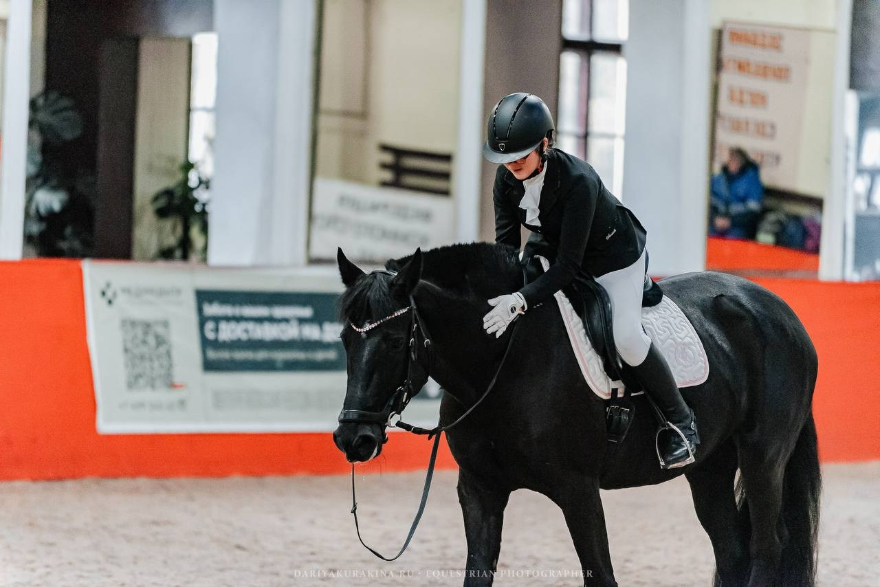 ОСЕННИЙ КУБОК КЦ «ИЗМАЙЛОВО», тренерская дуэль 5 этап. Куракина Дарья • Конный фотограф