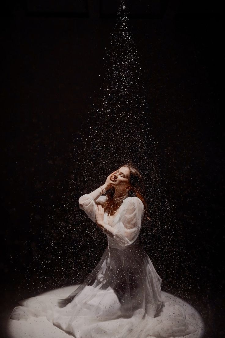 Тренды новогодних съемок 2025. Фотограф в Екатеринбурге Артём Зайнетдинов