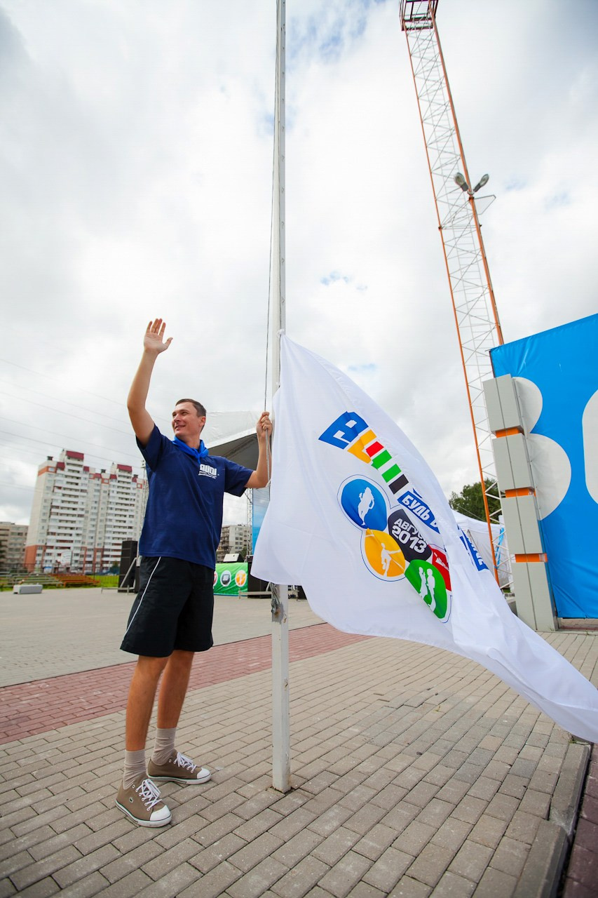 Командообразующее. Фотограф событий, Максим Романенко