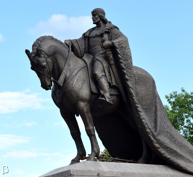 Alt - Конная статуя Гедимина