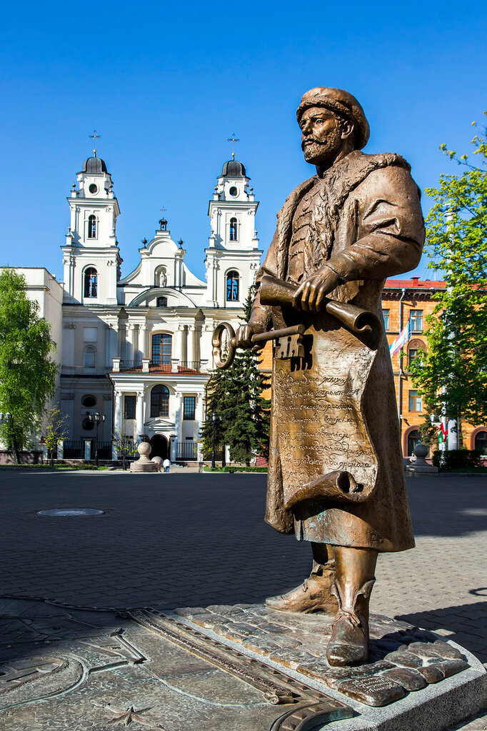 Скульптура городского войта в Минске, 2014. Скульптор Сергей Оганов, Беларусь