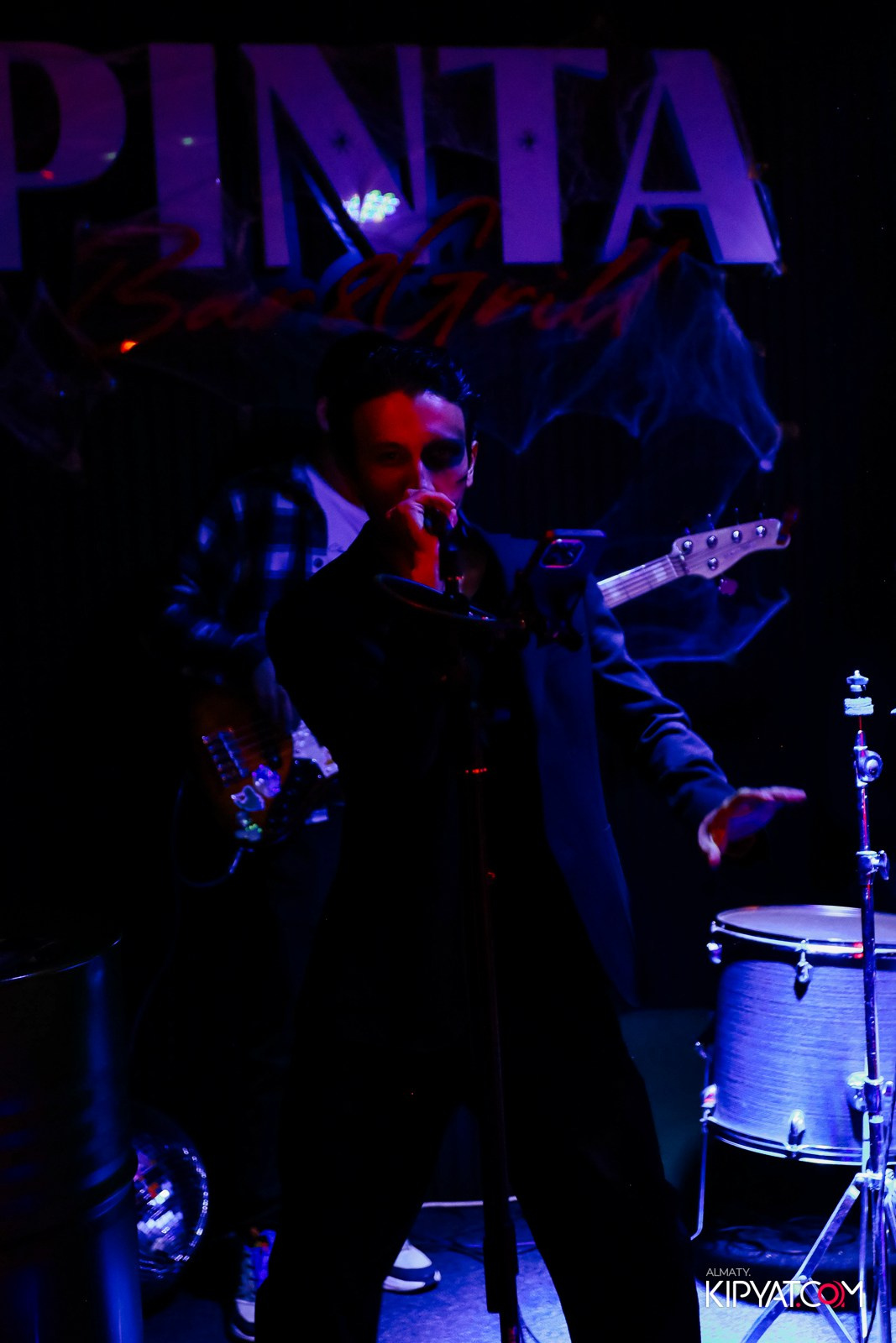 HALLOWEEN — ПИНТА НА ГОГОЛЯ. КИПЯТКОМ АЛМАТЫ!