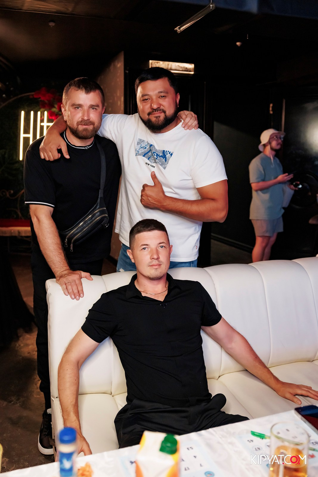 МУЗЫКАЛЬНОЕ ЛОТО В HIT RETRO. КИПЯТКОМ АЛМАТЫ!