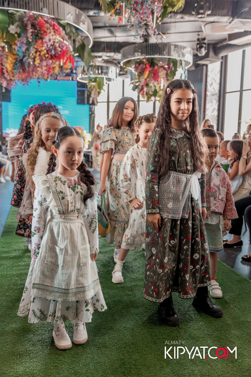 PROM KIDS FASHION SHOW. КИПЯТКОМ АЛМАТЫ!