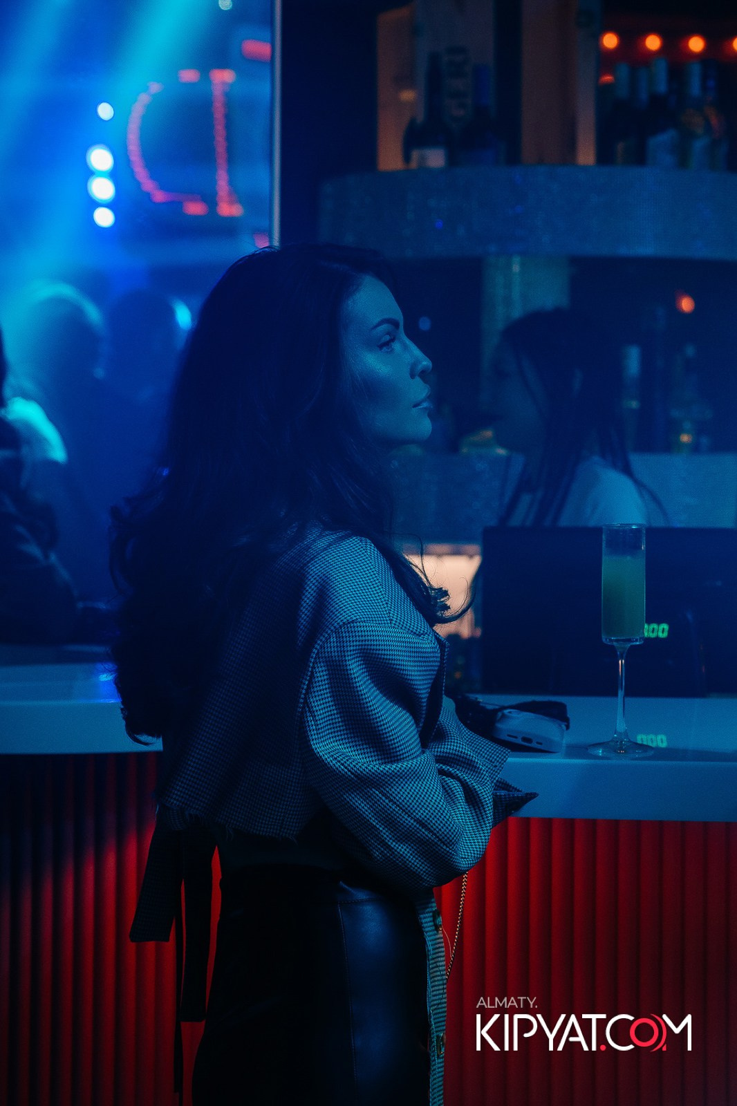 SANTA BARBARA — ВЫСТУПЛЕНИЕ LIZWI. КИПЯТКОМ АЛМАТЫ!