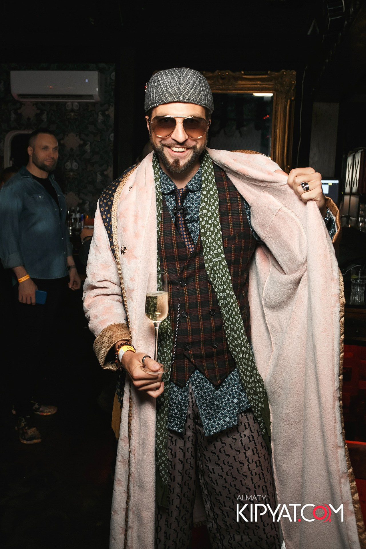 BLA BLA BAR. КИПЯТКОМ АЛМАТЫ!