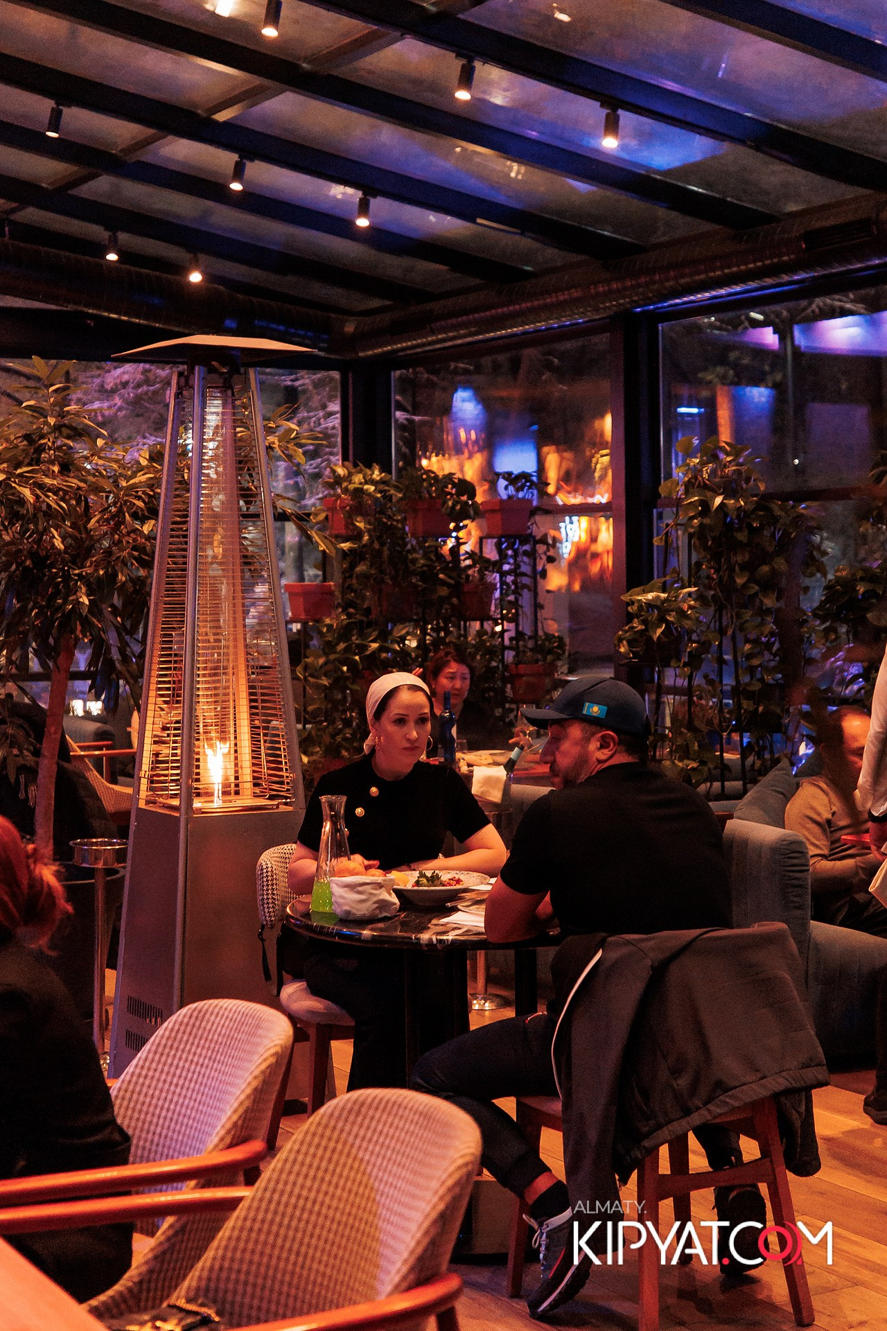 ZIYAFET MEAT HOUSE. КИПЯТКОМ АЛМАТЫ!