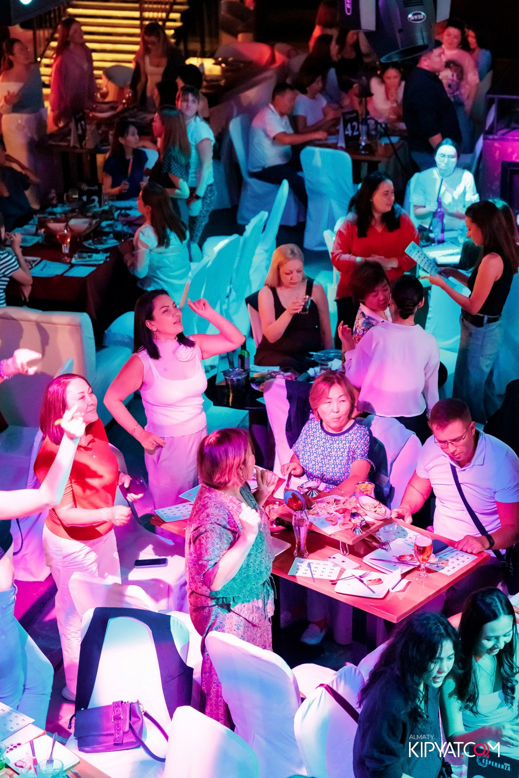 МУЗЫКАЛЬНОЕ ЛОТО В HIT RETRO. КИПЯТКОМ АЛМАТЫ!