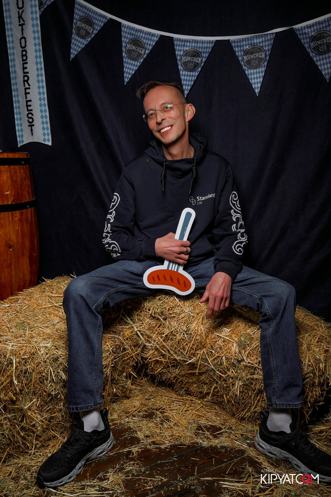 MUNCHEN PUB. КИПЯТКОМ АЛМАТЫ!