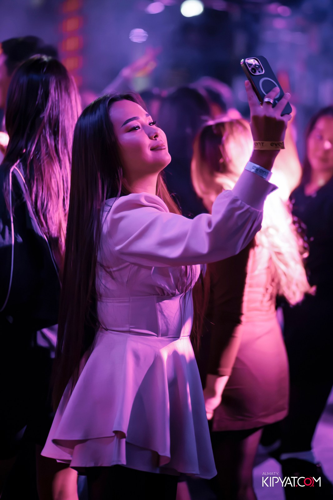 EVENT BAR. КИПЯТКОМ АЛМАТЫ!