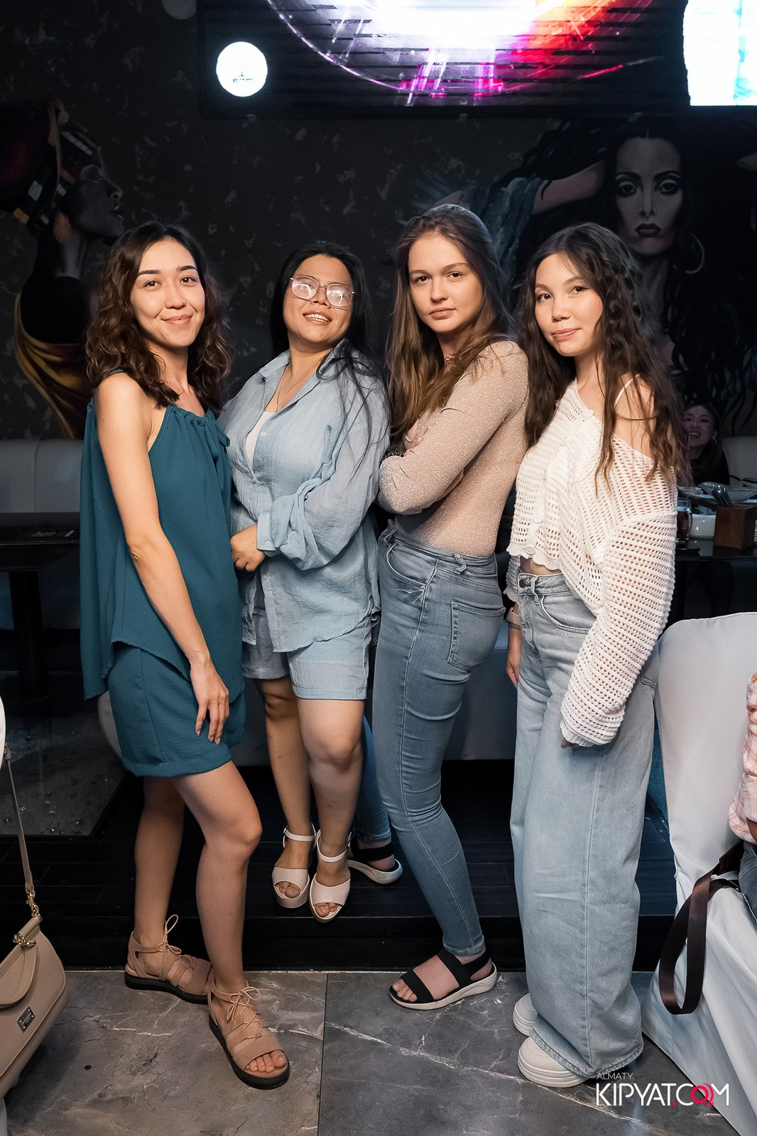 МУЗЫКАЛЬНОЕ ЛОТО В HIT RETRO. КИПЯТКОМ АЛМАТЫ!