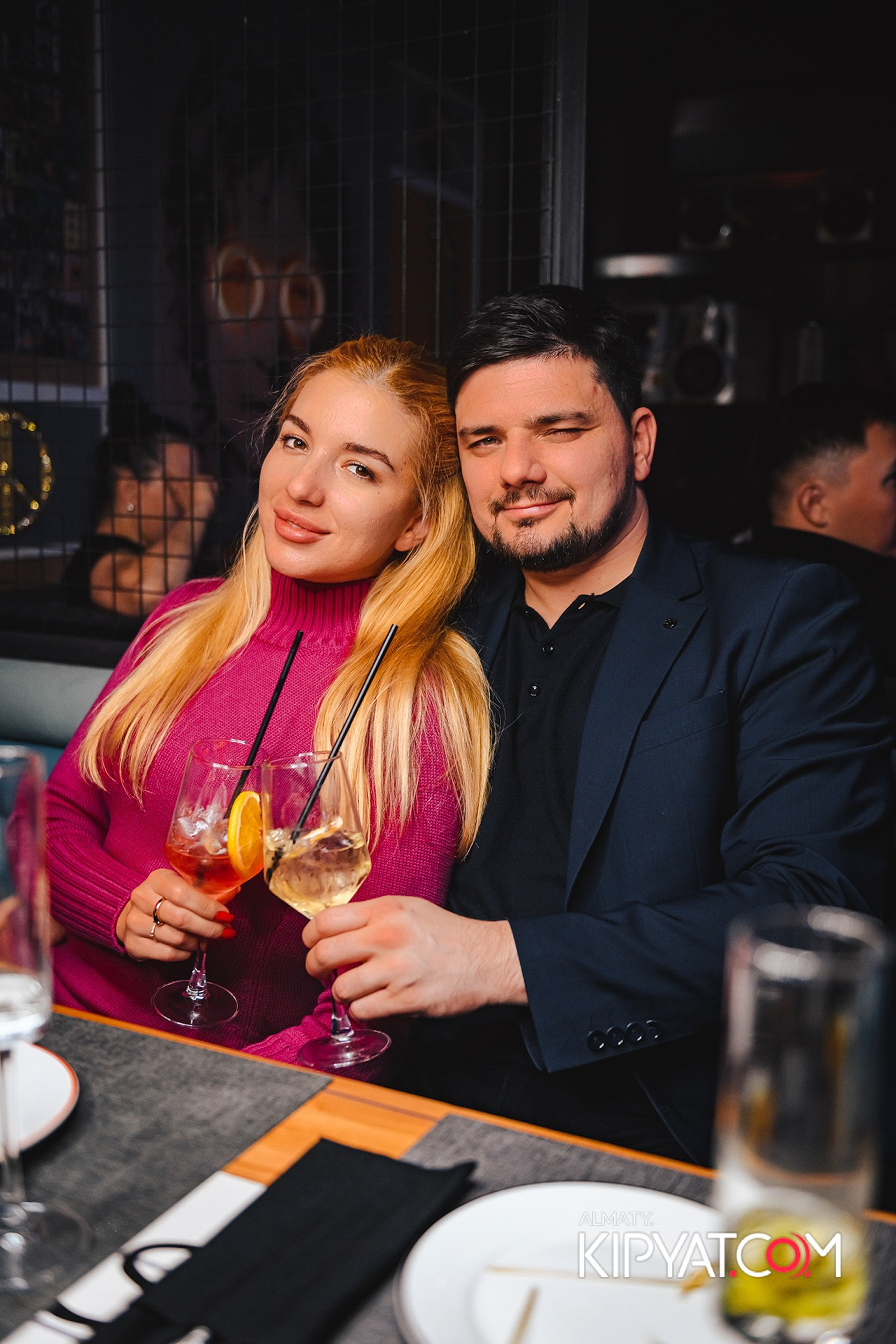 ВЫСТУПЛЕНИЕ ГРУППЫ ВИРУС SANTA BARBARA. КИПЯТКОМ АЛМАТЫ!