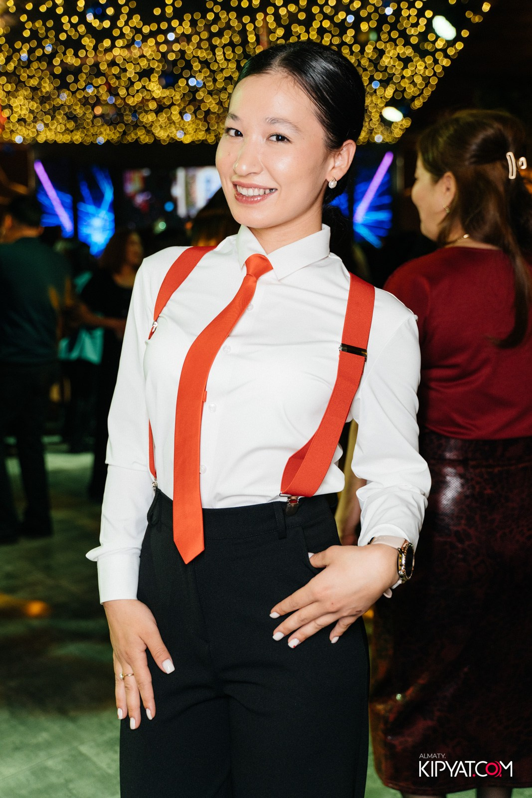 КАФЕ ЖАСМИН НА ЯССАУИ. КИПЯТКОМ АЛМАТЫ!