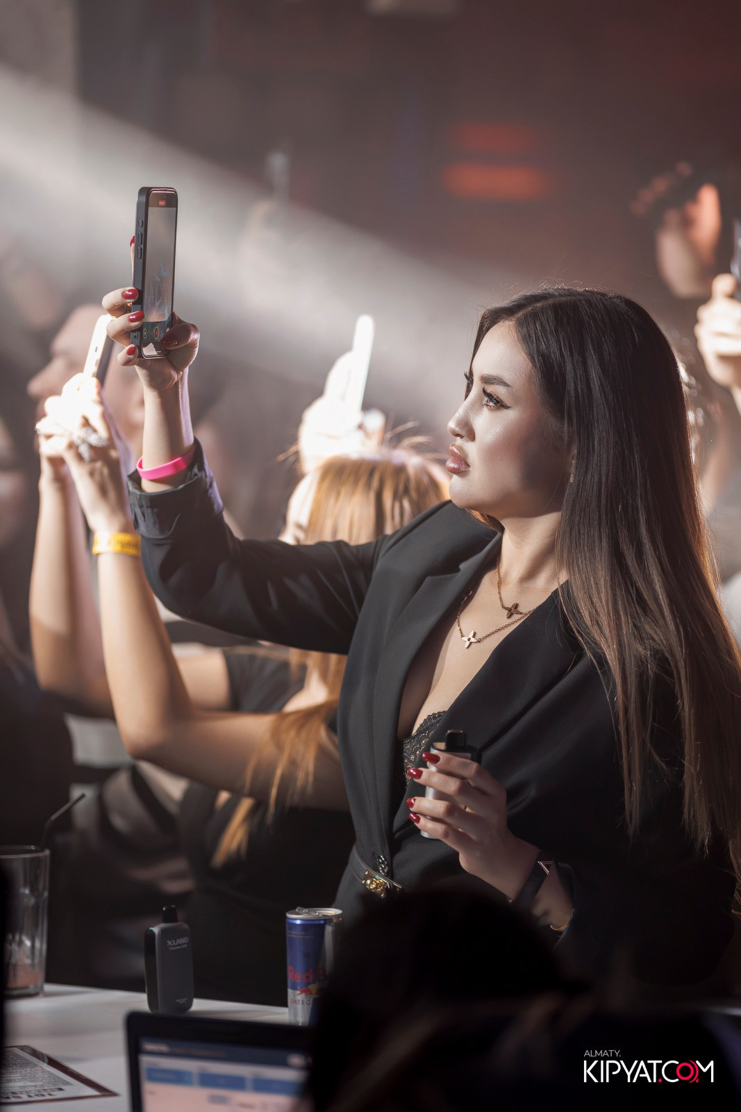 BHB. КИПЯТКОМ АЛМАТЫ!