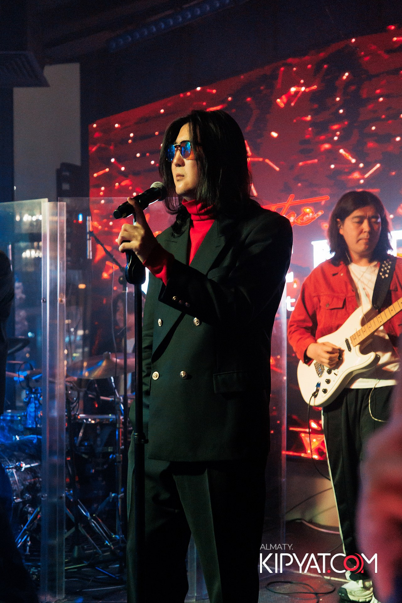 FRIENDS TERRACE & BAR. КИПЯТКОМ АЛМАТЫ!