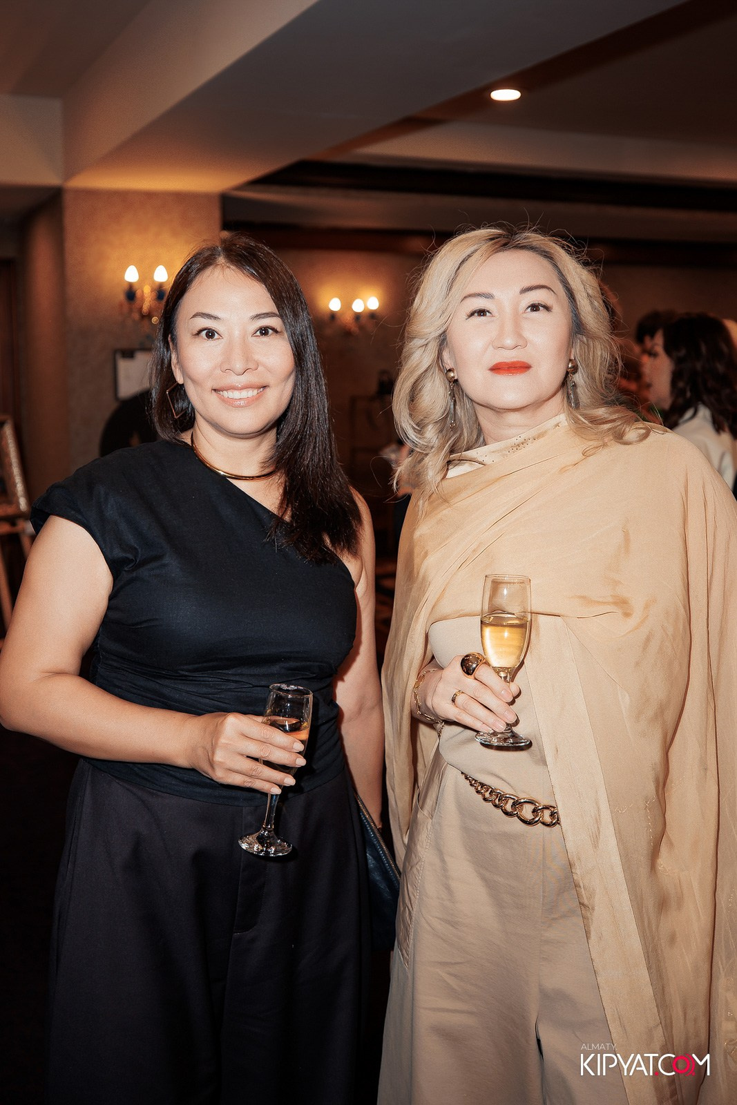 БЛАГОТВОРИТЕЛЬНЫЙ УЖИН В ЧЕСТЬ 30-ЛЕТИЯ ROTARY CLUB OF ALMATY. КИПЯТКОМ АЛМАТЫ!