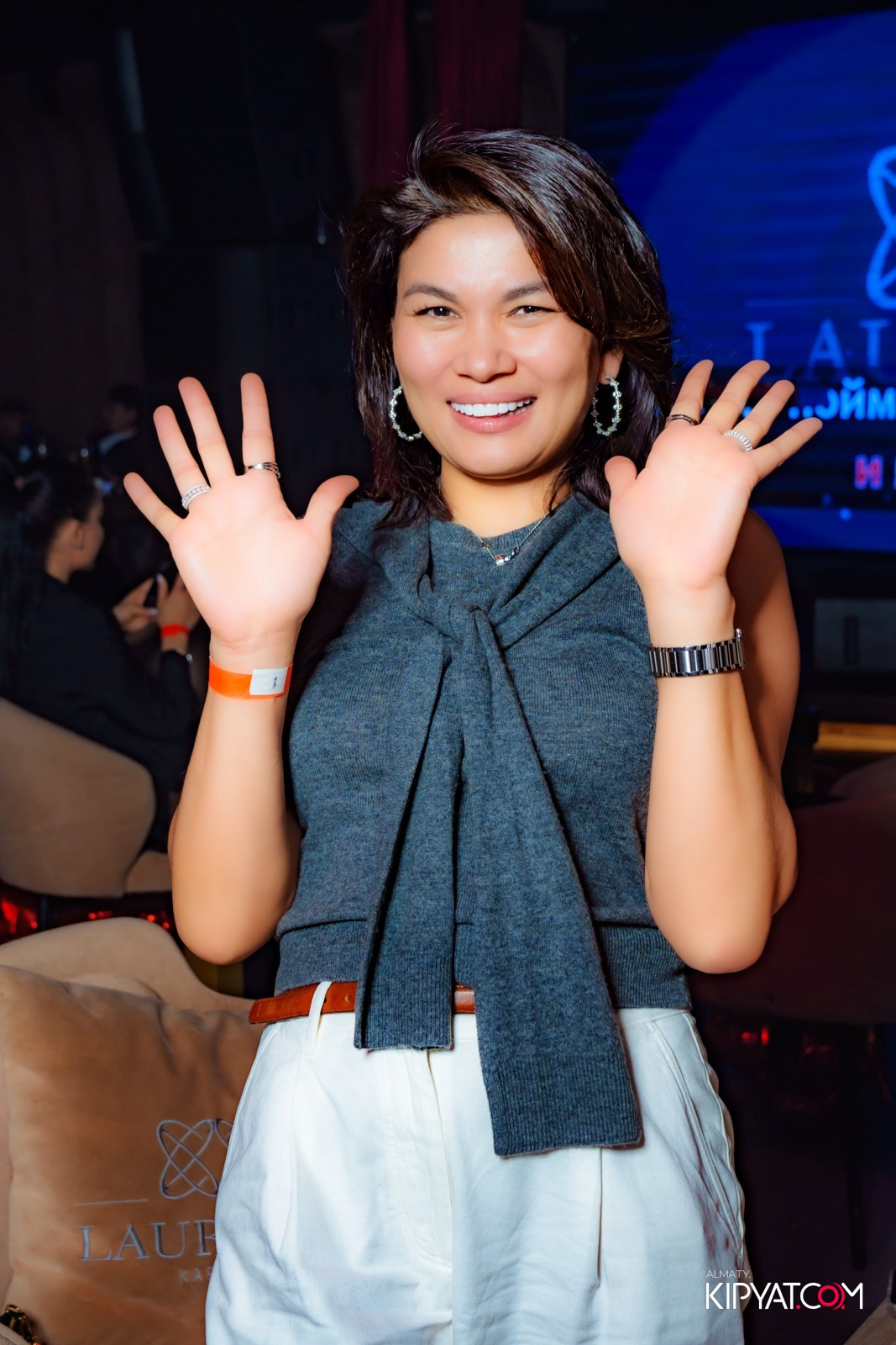 LAUREATE KARAOKE HALL. КИПЯТКОМ АЛМАТЫ!