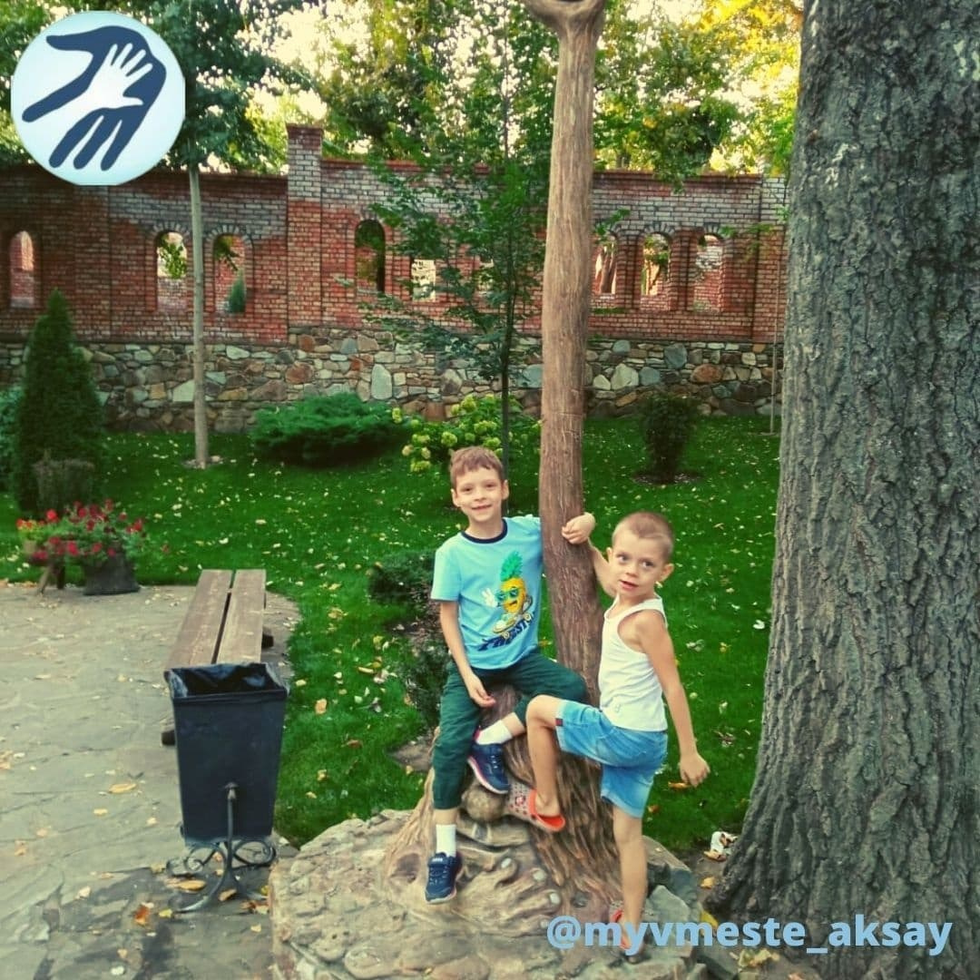 Волшебный вечер в Парке Лога: свет, музыка и незабываемые эмоции!