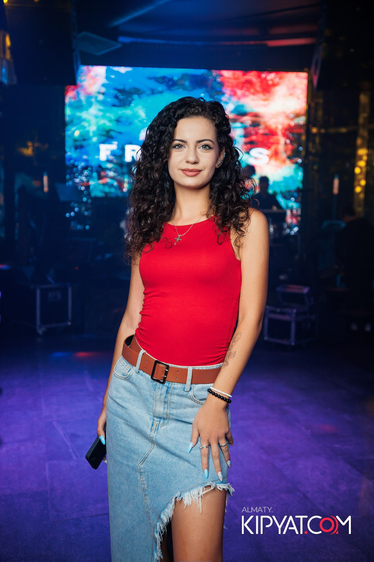 Friends bar & terrace. КИПЯТКОМ АЛМАТЫ!